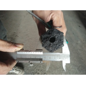 EASY BURN <b>SMOKELESS</b> LONG BURNING TIME SAWDUST COAL CHEAP PRICE SAWDUST CHARCOAL - Product Image 3