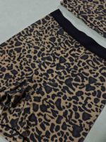 Ensemble Lounge d'été tendance pour femme en coton doux imprimé léopard avec bandeau - Haut à manches courtes raglan et short à revers 2026