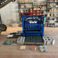 Machine à fabriquer des blocs très vendue en Asie du Sud-Est, production personnalisée selon la demande, machine à fabriquer des briques