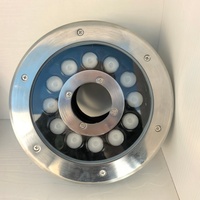 Fuente de Agua Moderna de Acero Inoxidable de Bajo Consumo y Ahorro Energético con Luz para Decoración de Patio Residencial o Villa