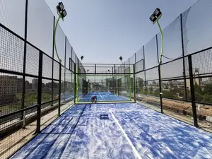 Prezzo di fabbrica assemblato panoramico di alta qualità singolo interno ed esterno Padel Court In cina