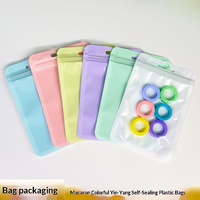 Sachet d'emballage auto-scellant refermable en PET couleur macaron, holographique et épaissi, pour bijoux, pierres précieuses, bracelets, boucles d'oreilles et porte-cartes