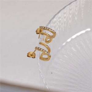 Pendientes Minimalistas de Dos Filas con Baño de Oro de 18K, Resistentes al Agua y al Deslustre, en Acero Inoxidable, Joyería Minimalista - Product Image 5