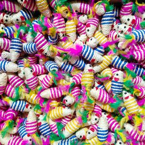 2025 Thiết Kế Mới Siêu Tự Nhiên Phong Cách Mèo Chơi Đồ Chơi Cao Cấp Vật Nuôi Mèo Đồ Chơi Ramie Chuột Với Lông Đuôi - Product Image 3