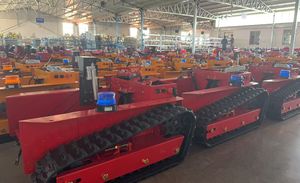 เครื่องตัดหญ้าเครื่องยนต์ EPA ใช้น้ำมันเบนซินควบคุมระยะไกลสำหรับงานเกษตรและสวน - Product Image 5