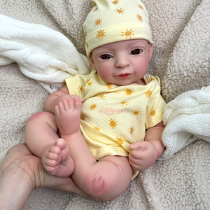 17 "squisita bambola bambina in Silicone dagli occhi grandi può mettere il ciuccio con la bocca aperta giocattoli da collezione - Product Image 4