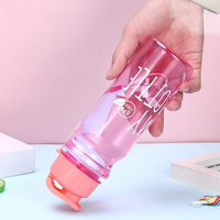 Bouteille d'eau de sport en plastique de haute qualité de 500 ml, transparente, portable, pour le camping en plein air, design classique, bouilloire à eau froide, tasse, bouteille