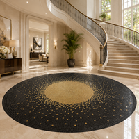 Médaillon mosaïque rond noir et or de luxe pour le sol du hall d'hôtel, carrelage artistique en verre et pierre personnalisé pour la décoration du hall et de la salle de bain de villa
