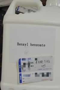 เบนซิลเบนโซเอต เกรดอุตสาหกรรม/เกรดกลิ่นและรสชาติ CAS 120-51-4 ราคาดีที่สุด - Product Image 2