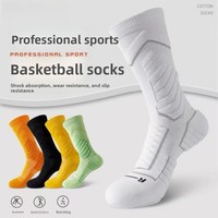Chaussettes de sport athlétiques en tissu éponge épais avec logo personnalisé, montantes jusqu'au mollet, pour le basketball, la course et l'entraînement (vente en gros)