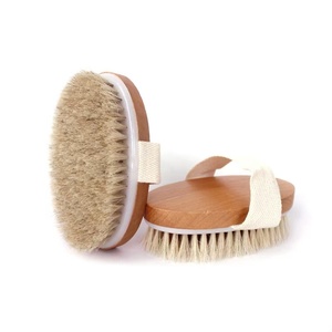 <span class=keywords><strong>Brosse</strong></span> de douche ovale <span class=keywords><strong>en</strong></span> bois humide et sèche avec poils de <span class=keywords><strong>crin</strong></span> <span class=keywords><strong>pour</strong></span> les soins du <span class=keywords><strong>corps</strong></span> Nettoyage cellulite et lymphatique (tout naturel) - Product Image 1