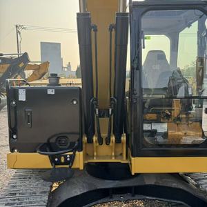 Excavatrice Cat 310, 90% neuve, d'origine japonaise, certifiée EPA et CE. - Product Image 6