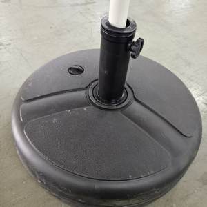 Les <span class=keywords><strong>prix</strong></span> d'usine peuvent être personnalisés. Les parapluies de <span class=keywords><strong>paille</strong></span> avec des poteaux <span class=keywords><strong>en</strong></span> aluminium ou <span class=keywords><strong>en</strong></span> fer sont disponibles pour les terrasses ou les plages extérieures. - Product Image 3