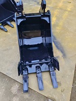 Bucket Excavator Custom OEM 7-15 Ton (8/10/12 Ton Opsional) Q355B Termasuk Standar/Screening/Grab/Rock/Mini