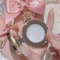 Flower Knows Bunny Garden Watch Style Pelembab Bibir Bentuk Kelinci 2 Warna Pilihan Masker Bibir Tanpa Warna