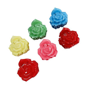 Fermaglio per capelli a forma di rosa da 8 cm, colorato, per donne e ragazze - Product Image 1