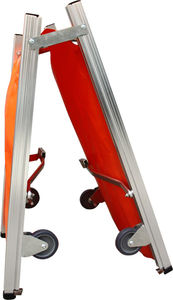 Camilla plegable <span class=keywords><strong>manual</strong></span> de aleación de aluminio con ruedas y patas de soporte para transferencia de rescate de incendios de <span class=keywords><strong>hospital</strong></span> - Product Image 2