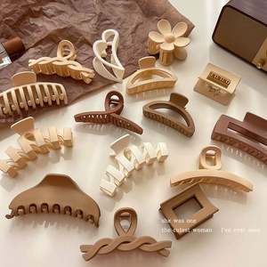 Pinza de Pelo Grande de Alta Gama con Perlas, Estilo Temperament, para Verano, Tipo Tiburón - Product Image 2