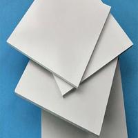 Feuille de plastique PVC de 3 mm d'épaisseur, blanche, service de découpe disponible, dimensions 915x1830 et 915x1220
