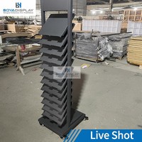 Présentoir vertical en métal sur pied pour échantillons de gazon artificiel pour salle d'exposition