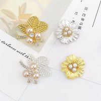 Clips de chaussures personnalisés, breloques 3D en forme de fleur pour chaussures en mousse EVA perforée, cordon de téléphone et décorations à suspendre pour sacs
