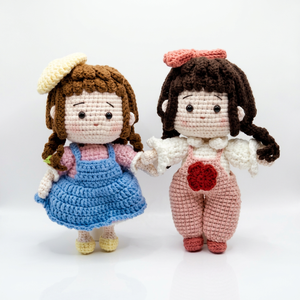 Muñeca de Ganchillo de Lana Hecha a Mano en Vietnam, Juguete de Hilo para Coleccionistas, Tiendas de Regalos y Decoración Acogedora del Hogar, Suministro al por Mayor - Product Image 1