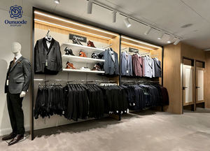 Comptoir de présentation de vêtements écologiques sur mesure avec vitrine en verre pour une conception et une aménagement intérieur clés en main - Product Image 4
