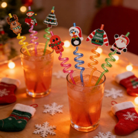 Pailles spirales réutilisables en PETG de qualité alimentaire pour Noël, pailles à boire festives avec breloques en PVC Père Noël, Bonhomme de neige, Renne