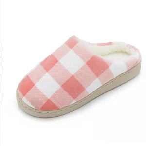 Wsdnickel-pantoufles d'hiver en fourrure pour femmes, chaussures plates et chaudes, semelles antidérapantes, nouveau Design, pour l'intérieur, 2020 - Product Image 6