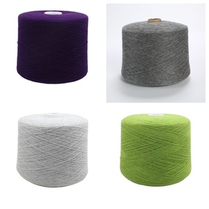 Personnalisation en usine de fils de chenille teints en laine et cachemire avec des caractéristiques écologiques et recyclables, filage à jet d'air fin et grossier - Product Image 2