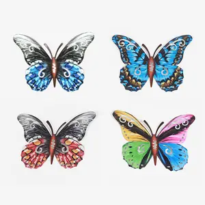Seni Dinding Kupu-kupu Logam, Dekorasi Dinding Kupu-kupu Serangga untuk Dalam dan Luar Ruangan, 4 Pak