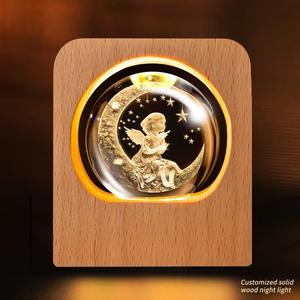 Lustre en bois avec boule de cristal lumineuse, Souvenir Lune Voie Lactée gravé au laser et sablé, avec base lumineuse LED - Product Image 5