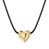 Personnalité de la mode laiton plaqué or coeur pendentif noir longue corde chandail chaîne collier bijoux usine en gros