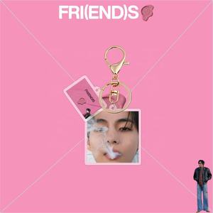 Venta al por mayor KPOP Idol <span class=keywords><strong>Kim</strong></span> <span class=keywords><strong>Tae</strong></span> <span class=keywords><strong>Hyung</strong></span> Bangtan Boys <span class=keywords><strong>V</strong></span> FRI(END)S Llavero de plástico Llavero Acrílico - Product Image 5