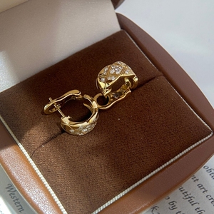 เครื่องประดับเพชร Aazuo Lab Grown Diamonds E VS1 ทองคำแท้ 18K ต่างหูแบบเกี่ยวสุดหรู ของขวัญสำหรับผู้หญิง สวมใส่ได้ทุกวัน งานเลี้ยงระดับไฮเอนด์ - Product Image 5