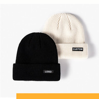 Gorro de invierno al por mayor para hombre y mujer, gorro tejido con parche bordado.