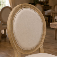 Chaises de salle à manger en bois à dossier médaillon naturel, chaises Louis élégantes et rembourrées pour banquets de mariage français et restaurants