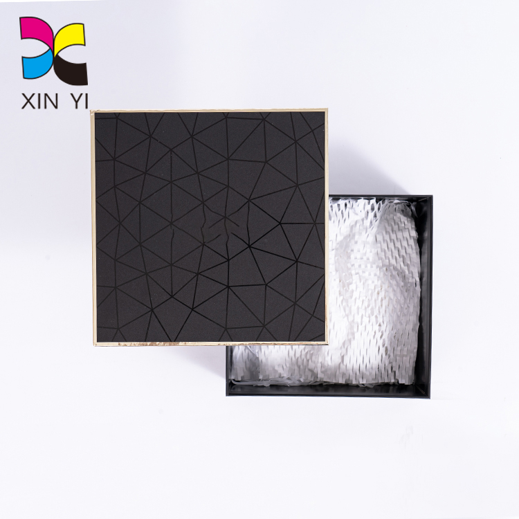 Custom luxury wholesale rigid black lid and ba<i></i>se box with foam chocolate packaging