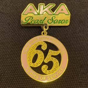 Factory Direct Benutzer definierte weiche harte Emaille <span class=keywords><strong>Aka</strong></span> Sorority Logo Brosche Kapitel Anstecknadeln Abzeichen - Product Image 4