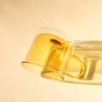 Tasses à café classiques à double paroi de haute qualité en verre coloré en verre à haute teneur en borosilicate