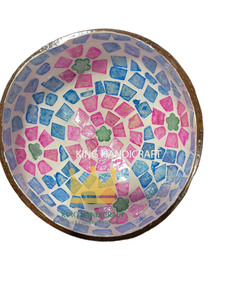 Bols en noix de coco de haute qualité du Vietnam avec incrustations de nacre, motif mosaïque, esthétique et respectueux de l'environnement, décoration d'intérieur - Product Image 1