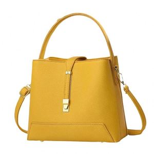 กระเป๋าทรงถุงผ้าไนลอนสไตล์แฟชั่น พร้อมลายปักแบบลำลอง สายรูดแบบจีบ ใช้สะพายไหล่หรือสะพายข้างได้ - Product Image 5