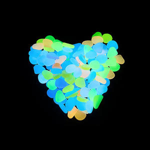 Décorations de jardin lumineuses bon marché en gros cailloux fluorescents foncés de lueur pierres en céramique pour le pavage de paysage et d'<span class=keywords><strong>aquarium</strong></span> - Product Image 5