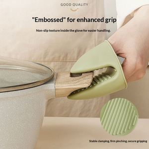 Silicone Anti-Scald Finger Mitt Pot Holder Heat Resistant Kitchen Oven <b>Microwave</b> Baking Clip - Product Image 4