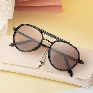 Nouvelles lunettes de soleil ovales de style européen et américain pour hommes, monture en métal, double pont, rétro, punk, protection UV400, monture noire, verres en PC - Product Image 1