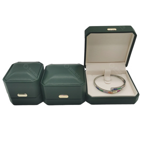 Caja de Embalaje de Joyería de Cuero PU con Logotipo Personalizado en Estampado en Caliente para Anillos, Colgantes y Pendientes - Product Image 2