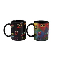 Vente en gros de tasses à café en céramique noire de 11 onces avec logo personnalisé par sublimation nordique boîte droite couvercle argile grès chaud comprend une cuillère