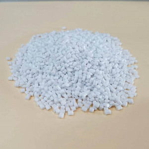 Copos de resina PET Chips de materia prima de plástico virgen 100% de alta calidad para hacer botellas - Product Image 1