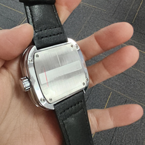 Orologio da Polso Meccanico da Uomo 2026 Nuova Moda, Quadrante Scheletrato Quadrato, Movimento Automatico, Impermeabile, per Business - Product Image 4