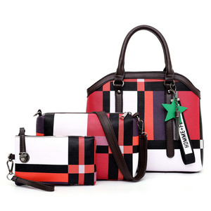 Nouveau pas cher pu en cuir sac à main suspendu <span class=keywords><strong>dessin</strong></span> animé fourrure rayure impression sac fourre-tout pour femmes mode dames sacs à main - Product Image 5